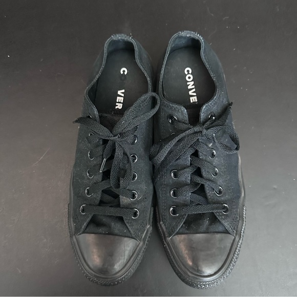 Converse All Star Chuck Taylor Men's 8 Ladies 10 Triple Black Low Top Sneakers - Picture 5 of 9